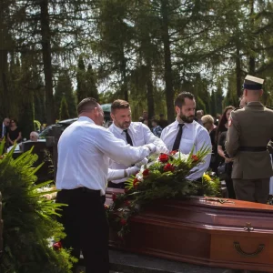 Pogrzeb Wojskowy Elizjum Warszawa 23