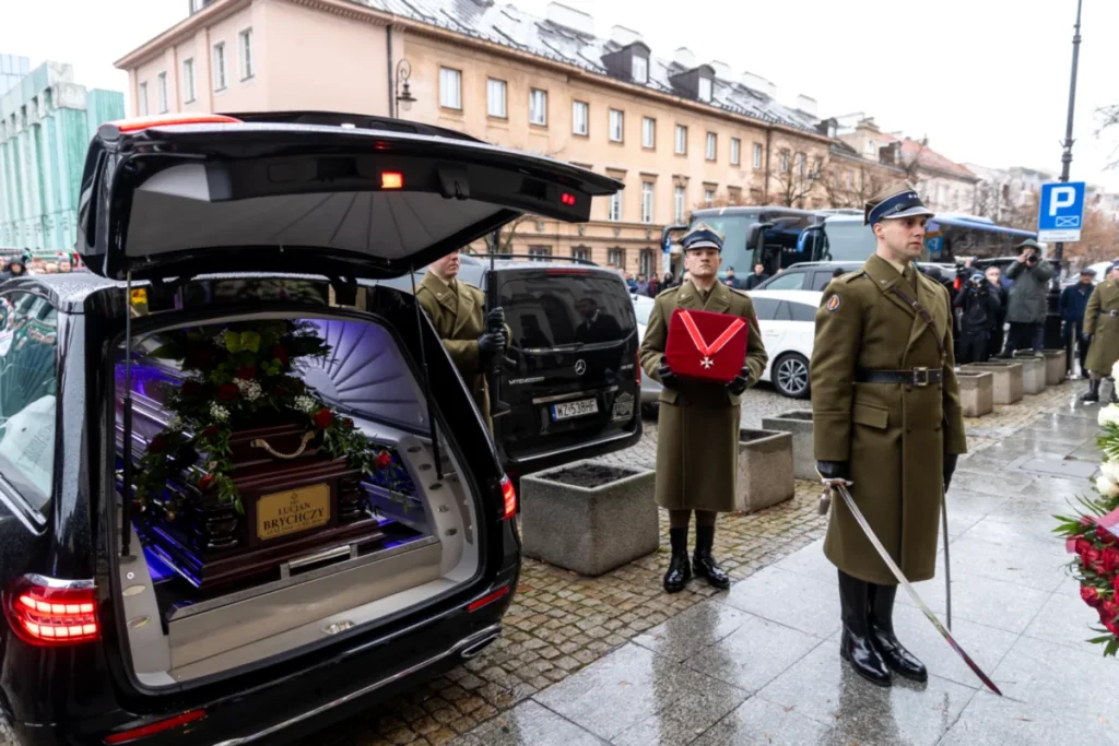 Pogrzeb Lucjana Brychczego Organizowany Przez Elizjum 11