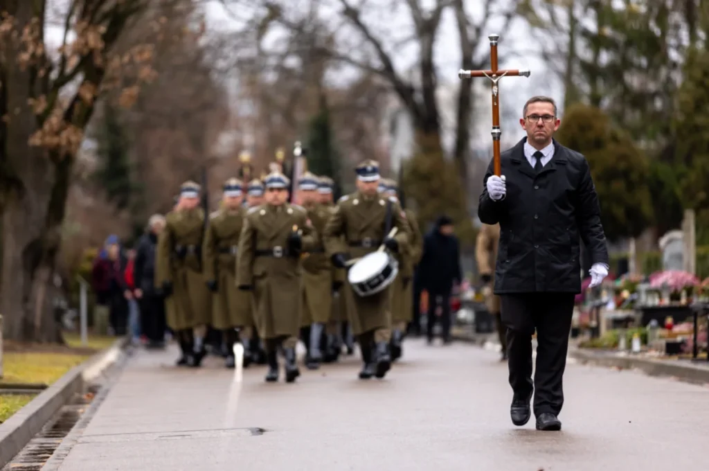Pogrzeb Lucjana Brychczego Organizowany Przez Elizjum 16