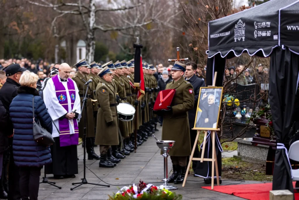 Pogrzeb Lucjana Brychczego Organizowany Przez Elizjum 17