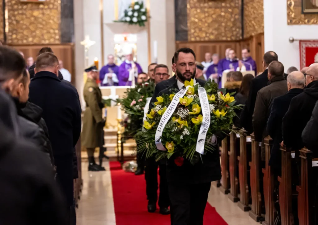 Pogrzeb Lucjana Brychczego Organizowany Przez Elizjum 9